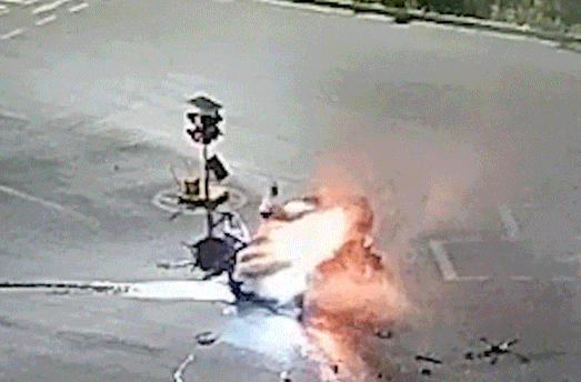 05.gif